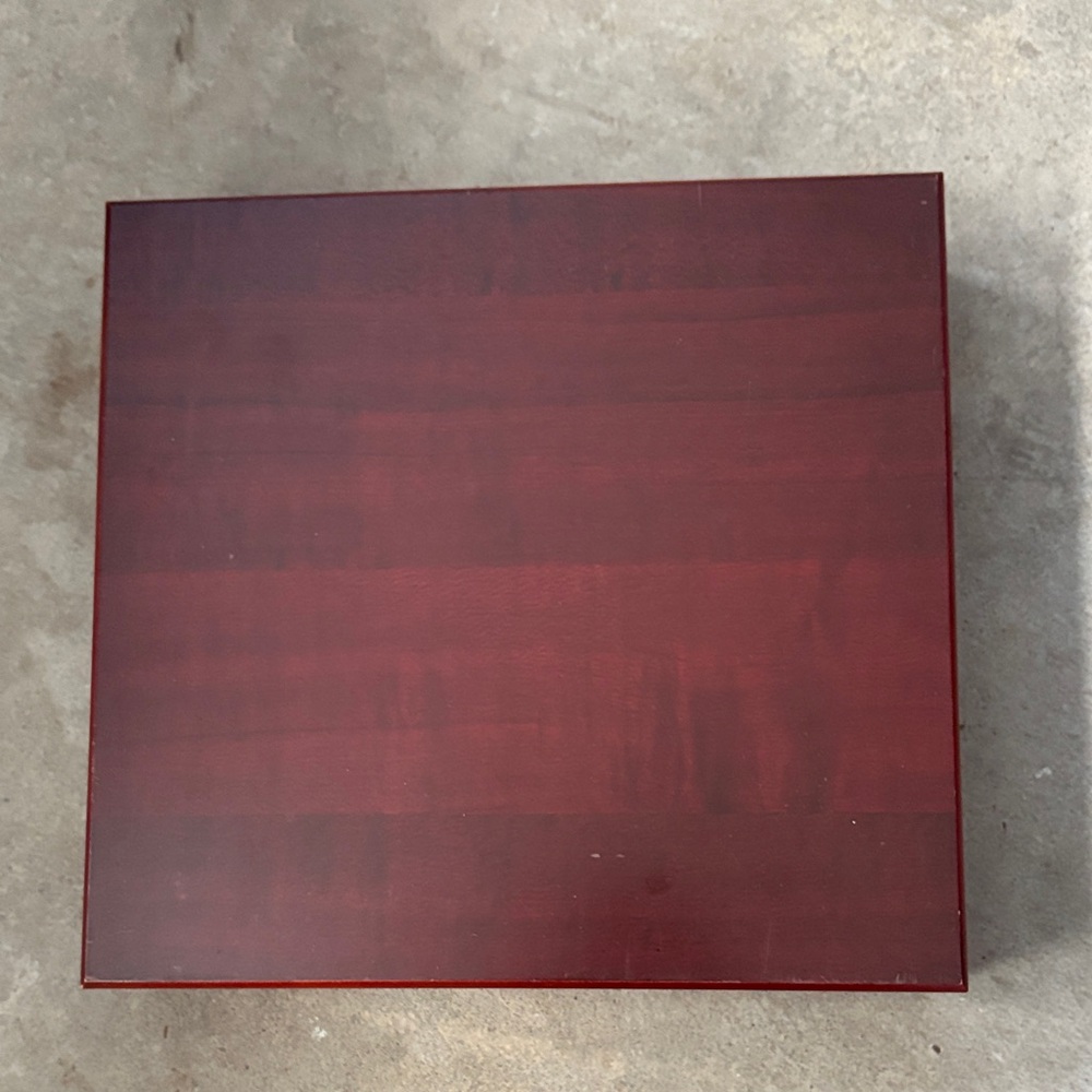 Elegant Cigar Wooden Box